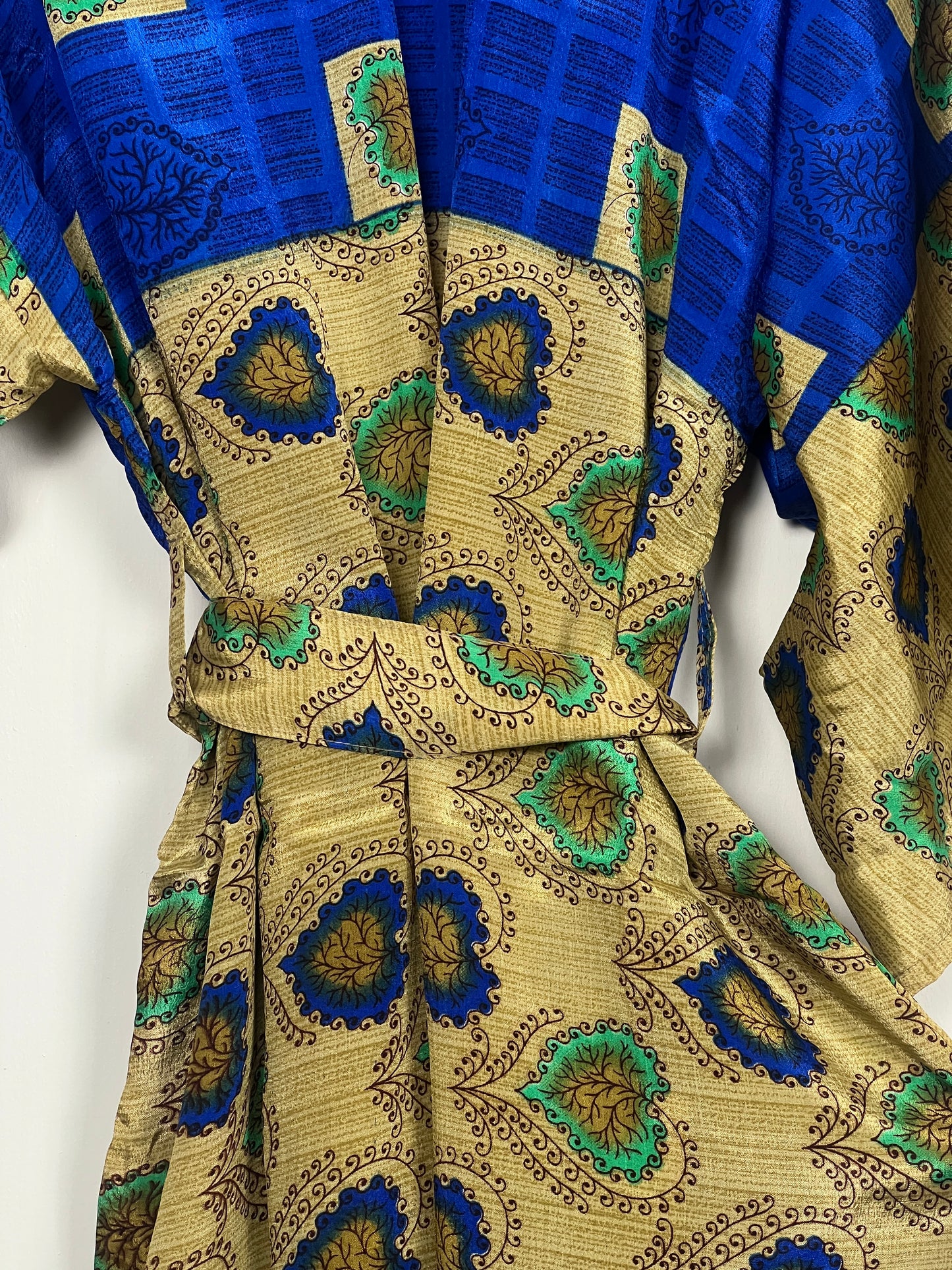 Vintage Saree Silk Kimono / Duster - Short