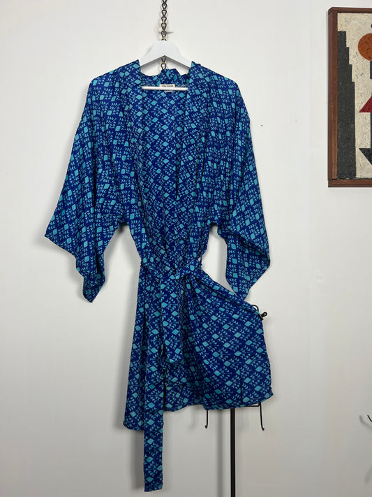 Vintage Saree Silk Kimono / Duster - Short