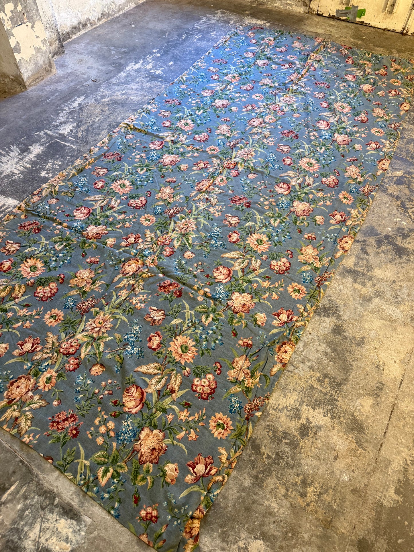 Penicuik House, Scotland ~ Single Quilted Floral Curtain