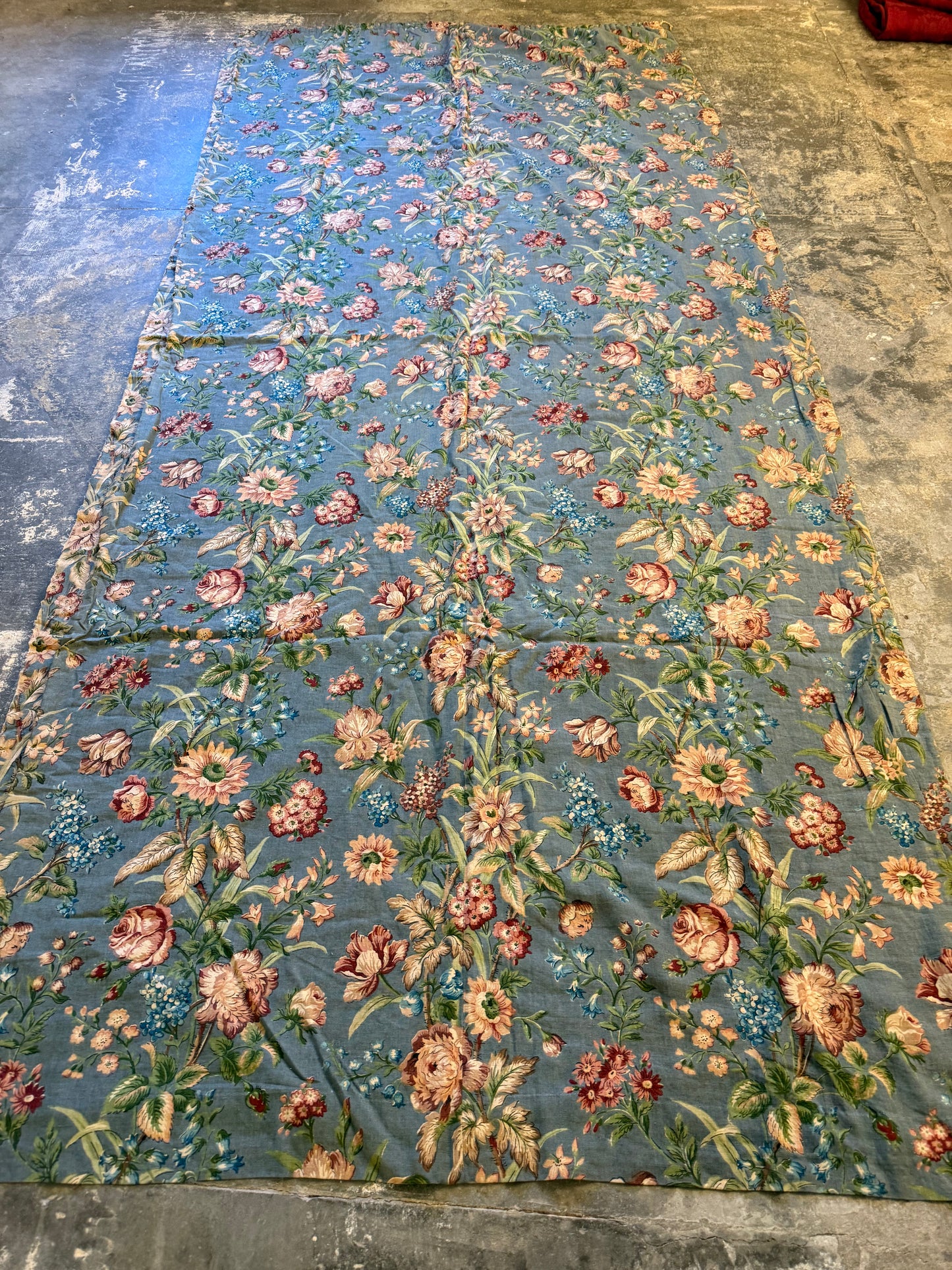 Penicuik House, Scotland ~ Single Quilted Floral Curtain