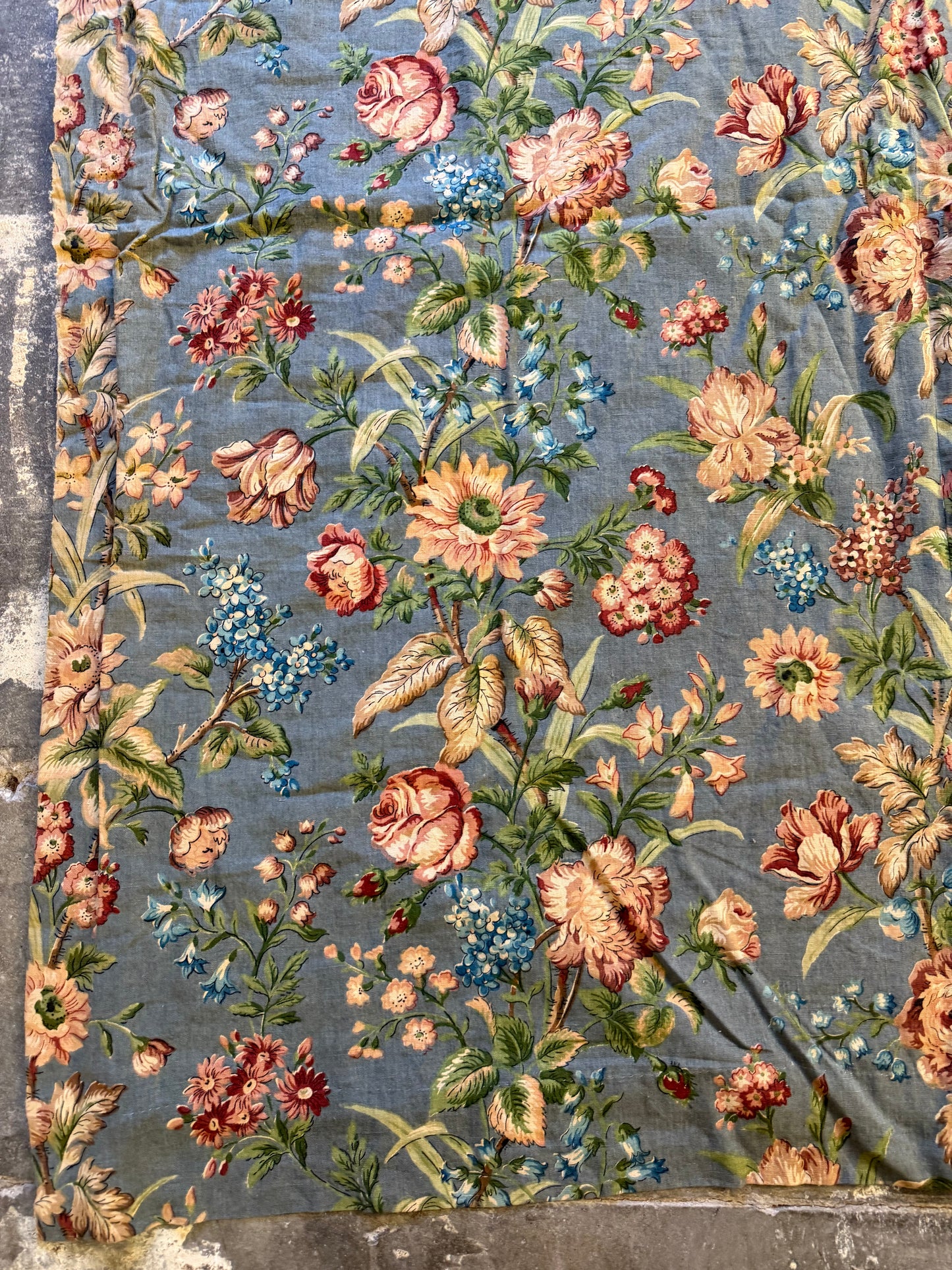 Penicuik House, Scotland ~ Single Quilted Floral Curtain