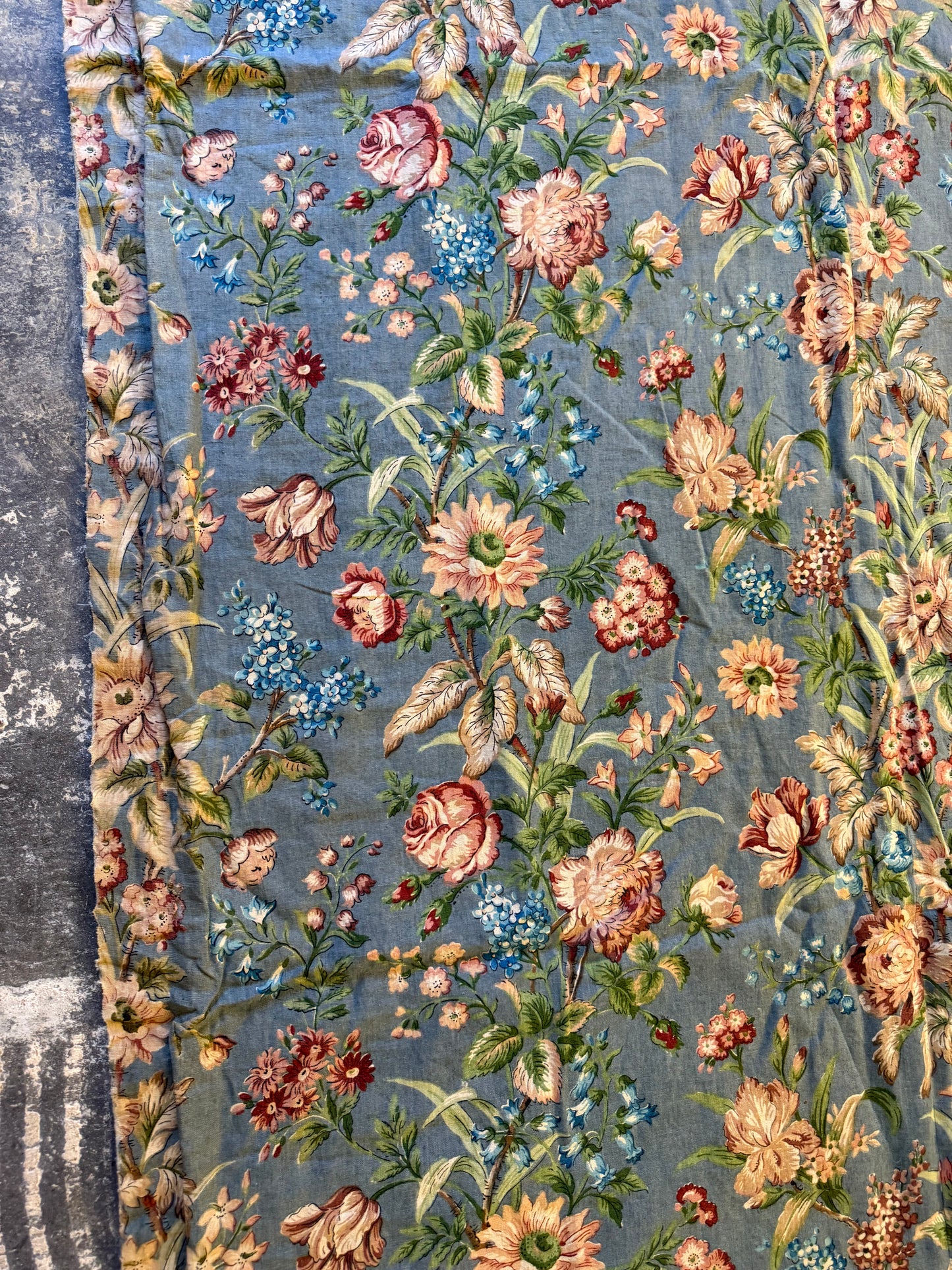 Penicuik House, Scotland ~ Single Quilted Floral Curtain