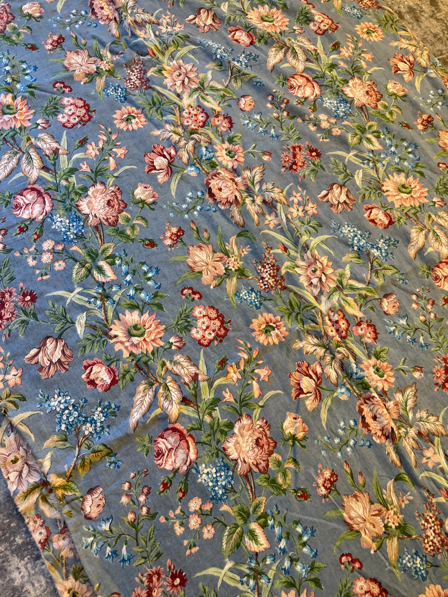 Penicuik House, Scotland ~ Single Quilted Floral Curtain