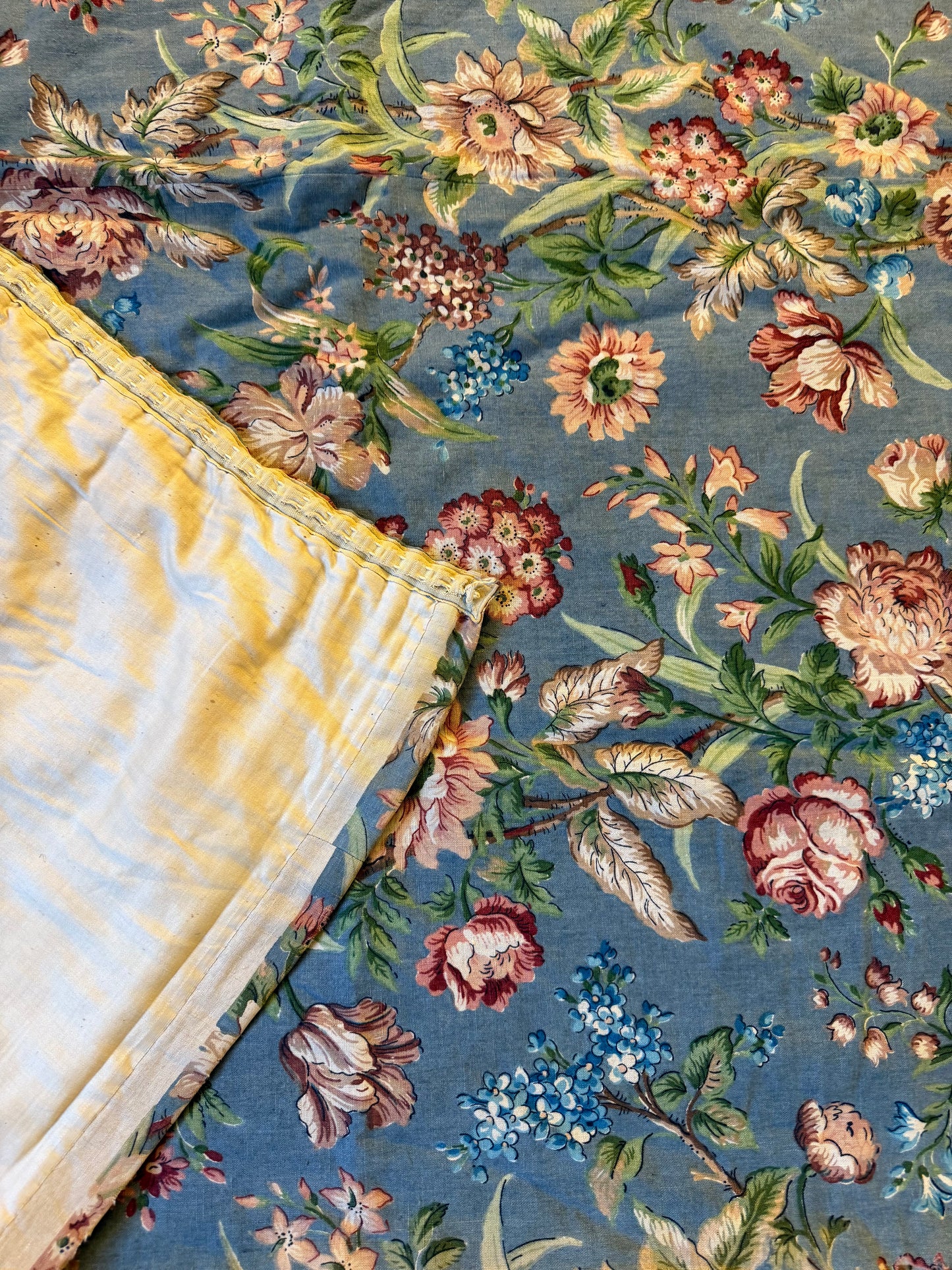 Penicuik House, Scotland ~ Single Quilted Floral Curtain