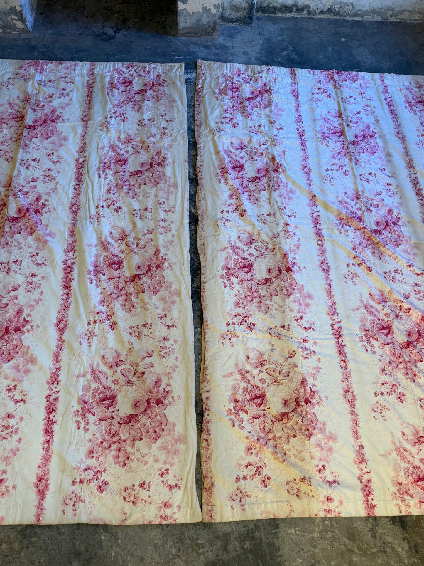 Two Pairs of Pink Toile de Jouy Curtains - Whytock & Reid Miss Lavinia's Room