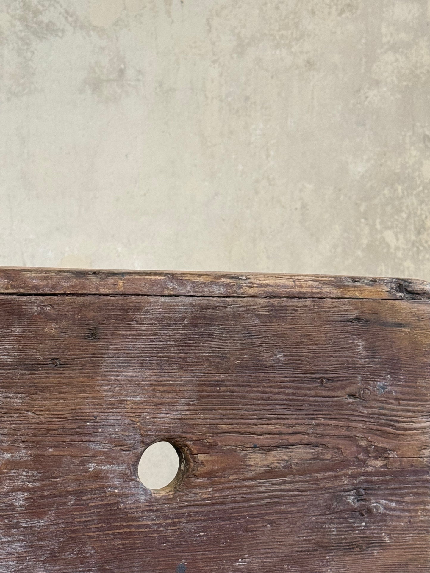 A 19thC Scottish Vernacular Creepie / Stool (No 6)